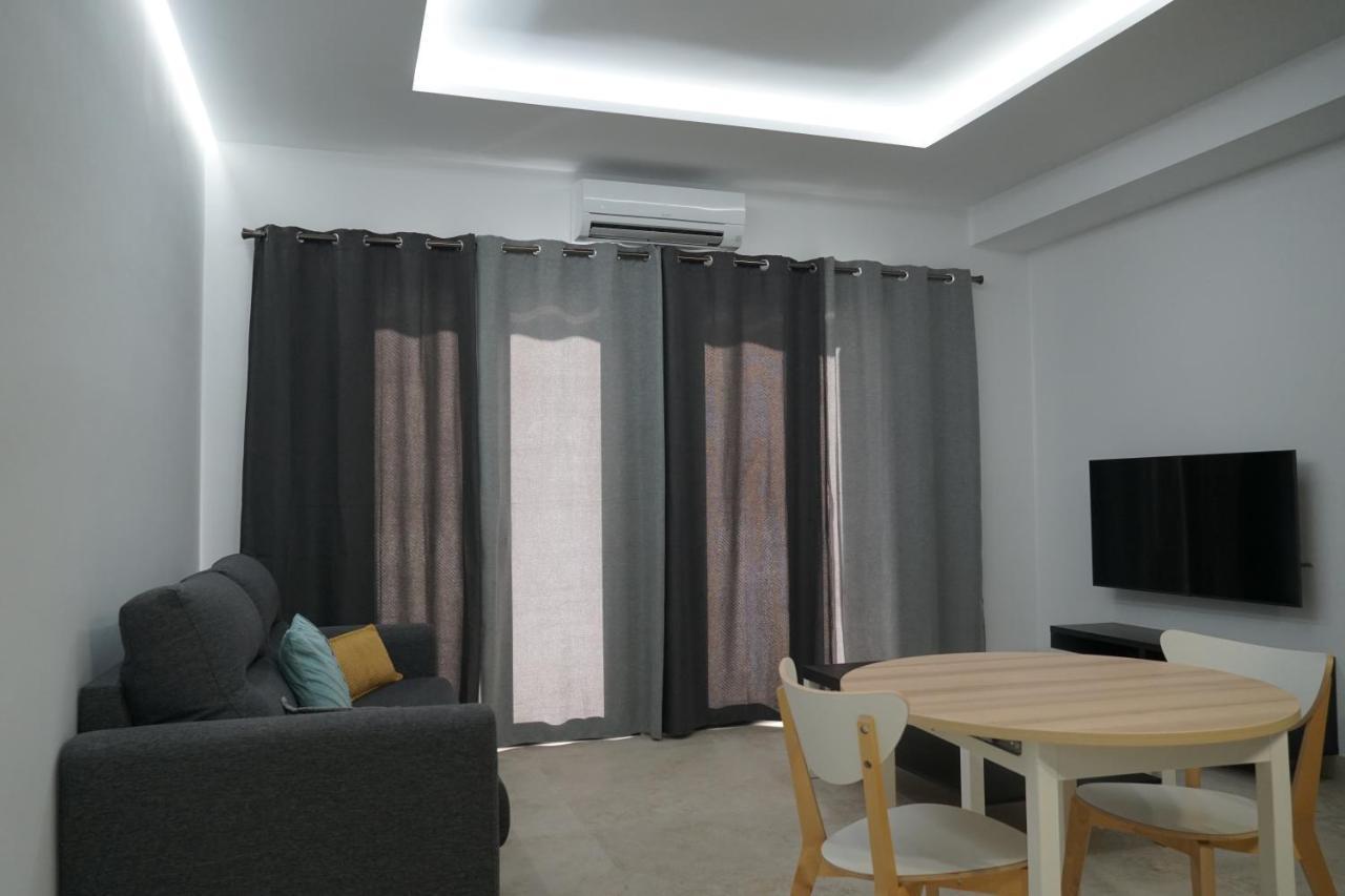 Apartamento Turistico Hermanos Infantes Estepona Bagian luar foto