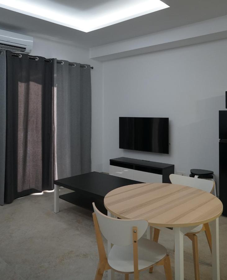Apartamento Turistico Hermanos Infantes Estepona Bagian luar foto